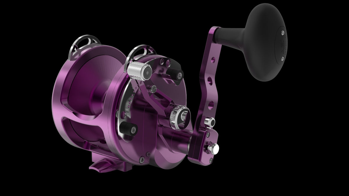 Avet HX Series lever drag reel — Purple